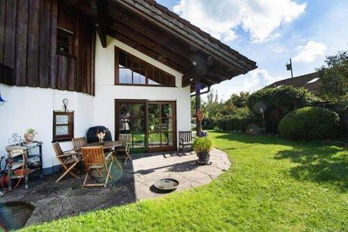 Terrasse - Einfamilienhaus mit 203,00 m&sup2; in Peiting zum Kaufen