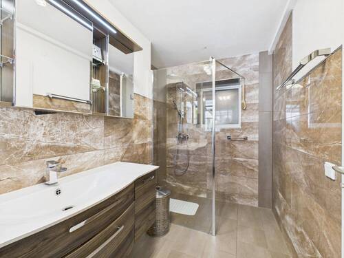 Badezimmer EG - 