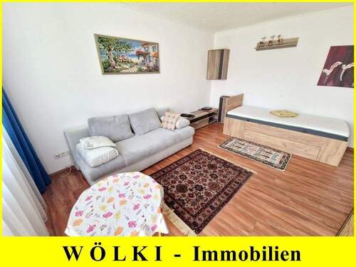 Bild 1 - *** Großzügige - 1,5 Zimmer- Wohnung mit kostenloser Einbauküche! * helles Bad mit Fenster & überdachten Balkon! ***