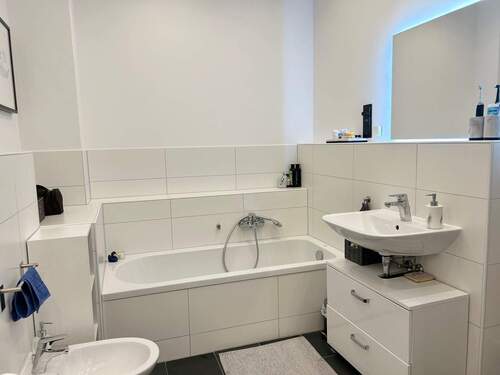 Badezimmer Ansicht 1 - 