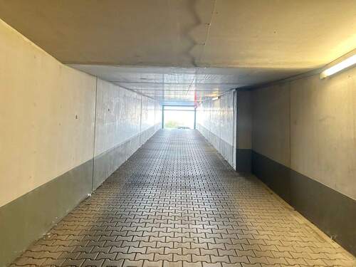 Tiefgaragenausfahrt - 