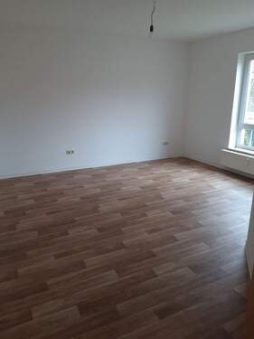 20210317_083938.jpg - Etagenwohnung mit 78,00 m&sup2; in Burg (bei Magdeburg) zur Miete