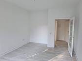 Schlafraum z. Hof m. Zugang Bad u. Balkon Ansicht - 