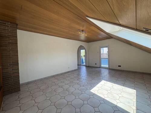 Helles Wohnzimmer - 