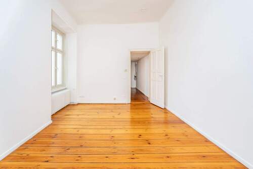 Wohnzimmer - 2 Zimmer Etagenwohnung zum Kaufen in Berlin