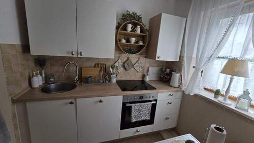 Küche mit Fenster - 