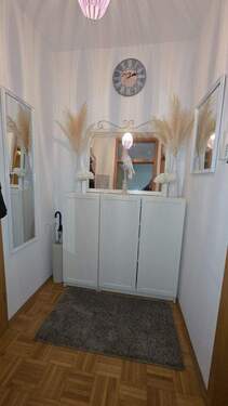 Diele - 1 Zimmer Terrassenwohnung zum Kaufen in Landshut