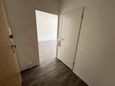 Flur - Etagenwohnung mit 36,50 m² in Eisenhüttenstadt zur Miete