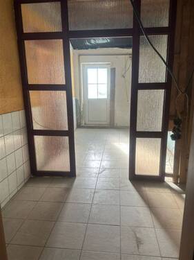 Flur - Einfamilienhaus mit 173,00 m&sup2; in Maasen zum Kaufen