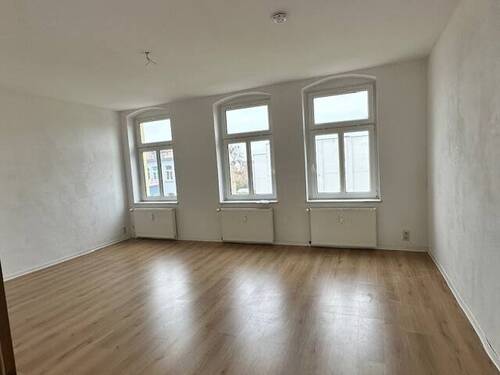 Wohnzimmer - 2 Zimmer Etagenwohnung in Magdeburg