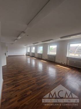 Raum - @MCM Büro Praxisfläche nahe dem Zoo an der Hanauer Landstraße