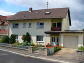 Ansicht nord-ost - Zweifamilienhaus mit Einliegerwohnung in Königshofen
