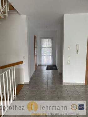 Eingangsflur innen - 