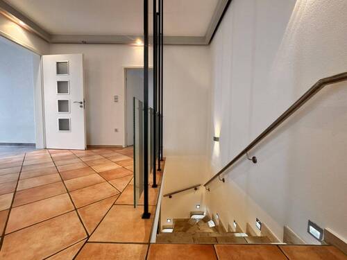 Erdgeschoss - Flur - 