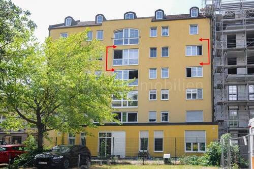 Ansicht Hofseite - 2 Zimmer Etagenwohnung zum Kaufen in Dresden