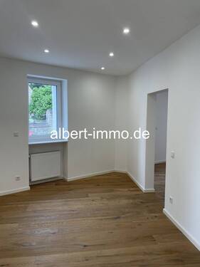 Bild 1 - Außergewöhnliche 4-Zimmer-Eigentumswohnung in attraktiver Lage von Weinheim