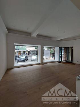 Schaufenster - 2 Zimmer Gewerbeobjekt (Büro, Produktion, Verkauf) in Frankfurt am Main