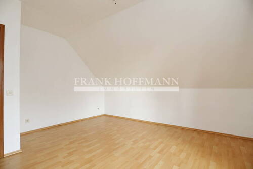 2. Schlafzimmer DG (2) - 