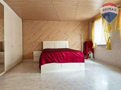 14 Schlafzimmer OG - 