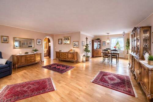 EG Wohnzimmer - Einfamilienhaus mit 111,10 m&sup2; in Traitsching zum Kaufen