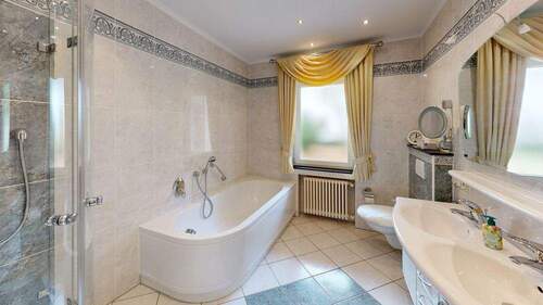 Badezimmer Erdgeschoss - 