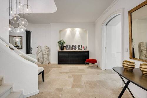 Repräsentative Eingangshalle - 