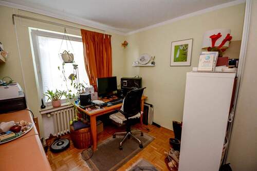 Kinderzimmer untere Wohnung - 