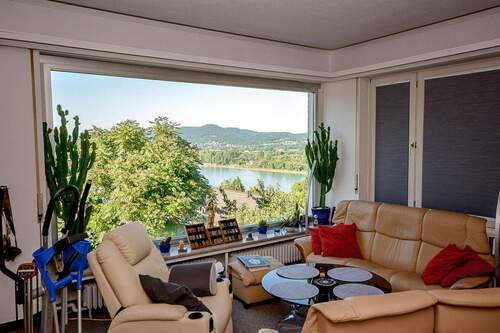 Wohnbereich obere Wohnung - 8 Zimmer Mehrfamilienhaus, Wohnhaus zum Kaufen in Remagen