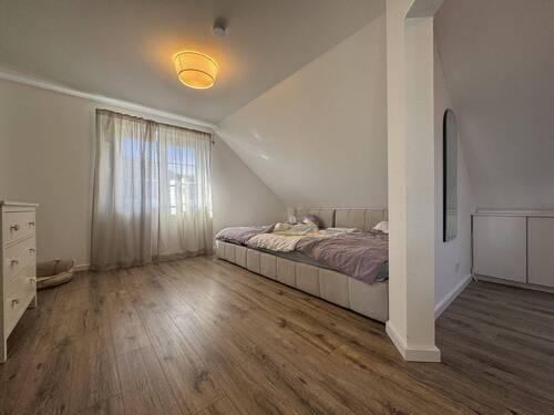 Dachgeschoss - Schlafzimmer - 