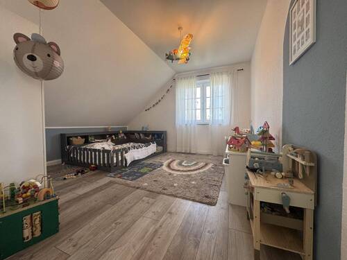 Dachgeschoss - Kinderzimmer I - 
