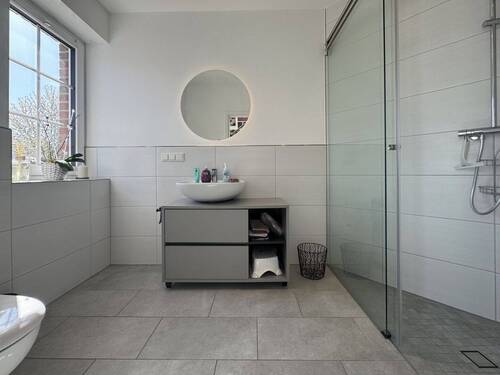 Erdgeschoss - Gäste-Badezimmer - 