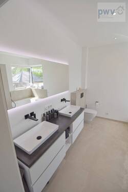 Doppelwaschtisch im Bad en Suite - 