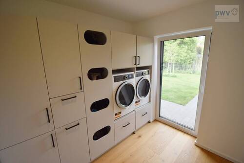 HWR mit Einbauschrank - 