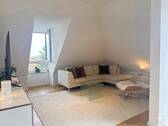 H101 W13 Wohnzimmer - 5 Zimmer Etagenwohnung zur Miete in Fürth