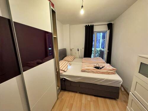 Schlafzimmer - 2 Zimmer Etagenwohnung in Augsburg