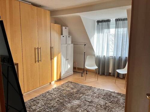 Ankleidezimmer DG 1 - 