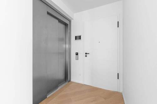 Eingangsbereich - 3 Zimmer Etagenwohnung zum Kaufen in München