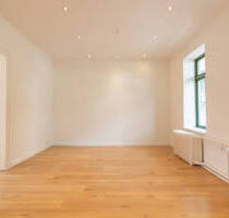 Ab sofort verfügbar: Teilsanierte Doppelhaushälfte in Cismar - Grömitz