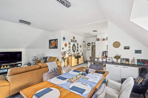 Wohn-/ Essbereich im Dachgeschoss - 