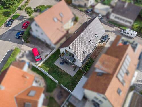 Freistehendes 2-Familienhaus in gefragter Lage - 6 Zimmer Mehrfamilienhaus, Wohnhaus zum Kaufen in Bad Rappenau / Bonfeld