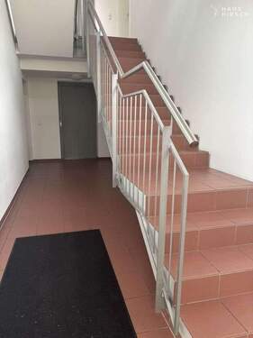 Treppenhaus - 4 Zimmer Etagenwohnung zum Kaufen in Rottweil