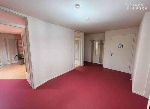 Flur/Empfangsbereich - 4 Zimmer Etagenwohnung in Rottweil