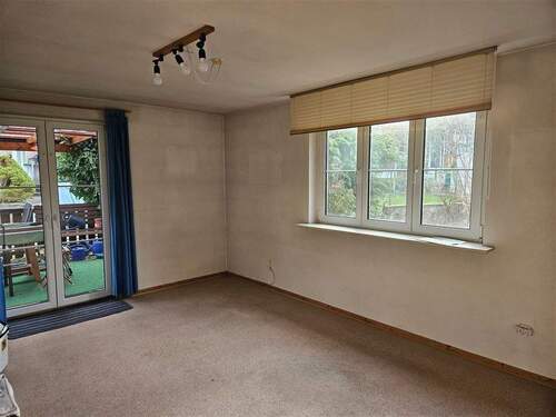 EG Wohnen - 6 Zimmer Mehrfamilienhaus, Wohnhaus in Giengen an der Brenz