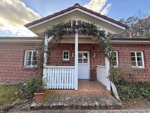 Hereinspaziert! - Charmanter schicker Bungalow in ländlicher Lage!