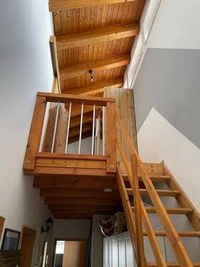 Treppe Galerie - 2 Zimmer Etagenwohnung in Dettenhausen