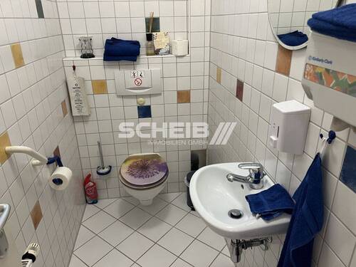 WC - 