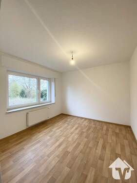 Schlafzimmer 1 - Etagenwohnung mit 141,00 m&sup2; in Lähden zur Miete