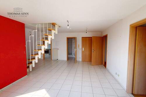 Wohn-/Esszimmer - 2 Zimmer Etagenwohnung zum Kaufen in Untereisesheim