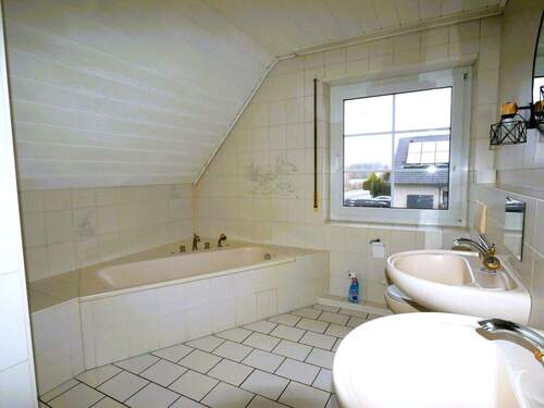Bad im Obergeschoss - 