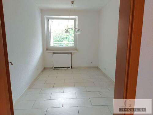 Kinderzimmer oder Büro - 